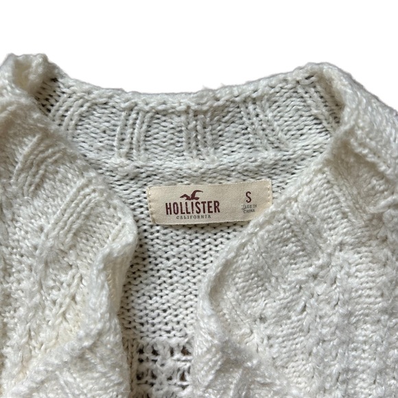 Hollister Cream/White Cardigan Wrap Sweater Size Small - Picture 2 of 2